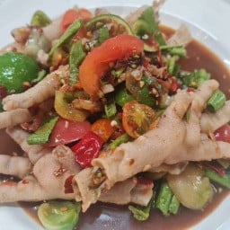 ตุ้มโฮมอีสาน พัทยา Pattaya