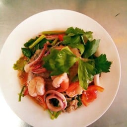 ยำทะเลวุ้นเส้น