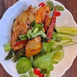 ปีกไก่ทอดสมุนไพร