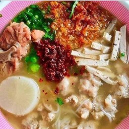 ก๋วยจั๊บบ้านบุ๋ม