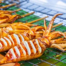 วชิร บะหมี่ ข้าวหมูแดง ข้าวหมูกรอบ