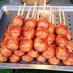 จอย ไส้กรอกแม่ไก่