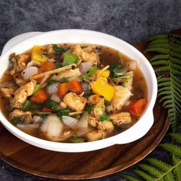 ราดหน้าปลาเต้าซี่