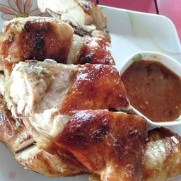 ไก่ครึ่งตัว