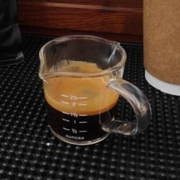 Ana Pana (อนา-พานา) Coffee & else (ต้นฉะบับ) เอกมัย ซอย 10