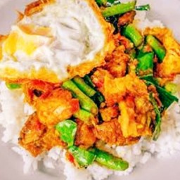 ข้าวกล่อง+พริกแกงไก่ถั่วฝักยาว
