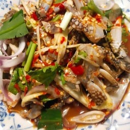 ยำปูม้าสด ราคาเริ่มที่ 60- รสจัดจ้าน