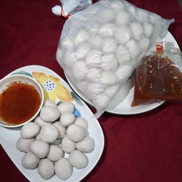 ลูกชิ้นหมู หนึ่งกิโลกรัม