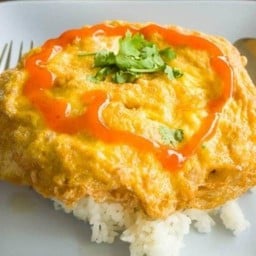 น้ำผลไม้ปั่น/ข้าวไข่เจียวทรงเครื่อง