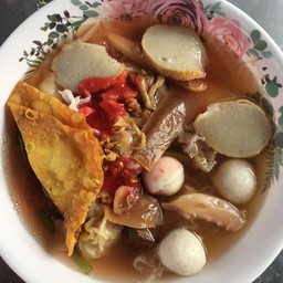 ก๋วยเตี๋ยวเย็นตาโฟ