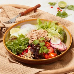 ยำทูน่าสลัด