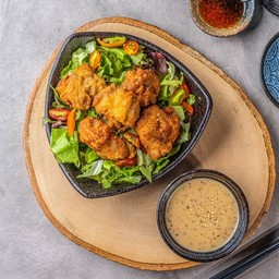 (92) สลัดไก่ทอดน้ำมันงา