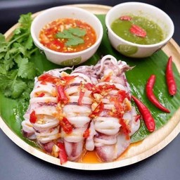 หมึกไข่ลวกจิ้ม