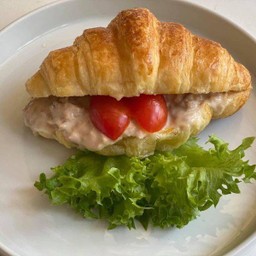 ครัวซองทูน่า