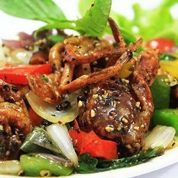 ปูนิ่มผัดพริกไทยดำ