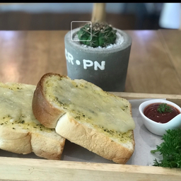 ปังกระเทียมชีส