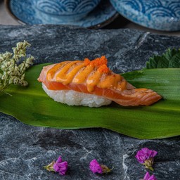 (29) ซูชิแซลมอนสไปซี่