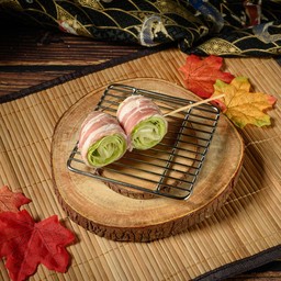 01 Lettuce pork skewers