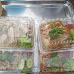 ร้านอานัส ฮาล้าล