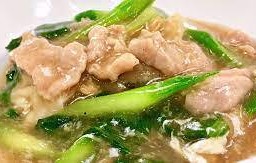 ราดหน้าไก่