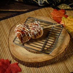 05  Yakisoba pork skewers