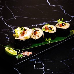 206 Samgyeopsal Kimbap (4 pieces)