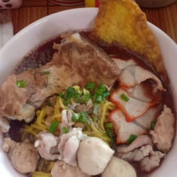 ก๋วยเตี๋ยวรวมหมู