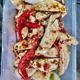 เหลาไก่ยอ