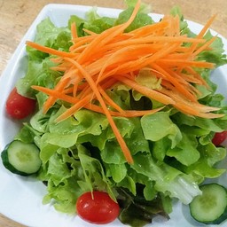 Lynya's Salad