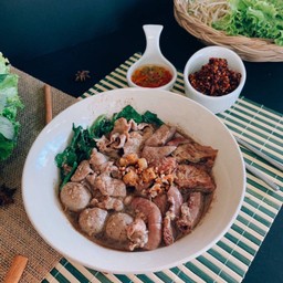 ก๋วยเตี๋ยวเรือ (น้ำ)