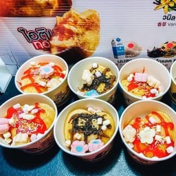 ไอติมทอด ส้มตำ เจ้าสัวน้อย