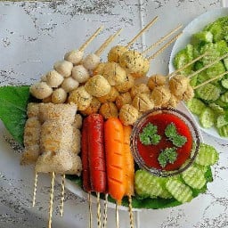 ชิ้นหน้าศาลหารตามสั่ง ชิ้นเค้าใหญ่