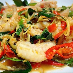 ปลาพงผัดฉ่า