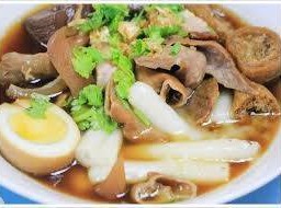 ก๋วยจั๊บลาดหวาย(เจ้าเก่า)ยายเล็ก ซอยวัดลาดหวาย