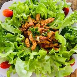 ยำสลัดไก่แซ่บ