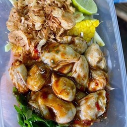 ยำหอยนางรม