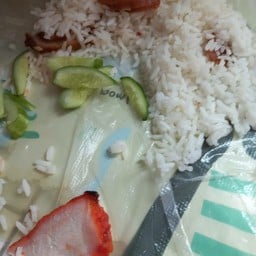 อยากให้รัดกล่องมาด้วยค่ะ หกเยอะเลยค่ะ