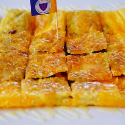 โรตีใส่ไข่+ลูกเกด