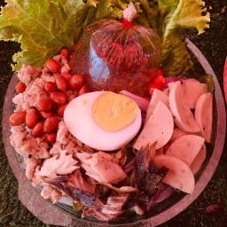 ยำแซ่บขนมจีน อัง