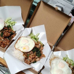 กะเพราถาด รามอินทรา 40