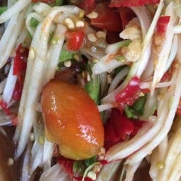 ร้านคลื่นแซ่บ สถานีความอร่อย แก่งเลิงจาน