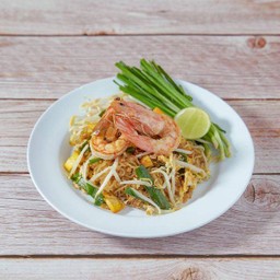 ผัดไทกุ้งสด