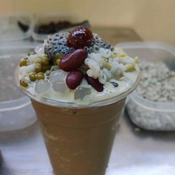 เต้าหู้โกโก้นมสดเย็นทรงเครื่อง