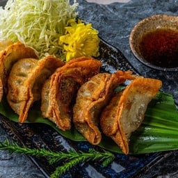 (107)เกี๊ยวซ่าไก่
