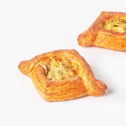TRUFFLE MUSHROOM CROISSANT