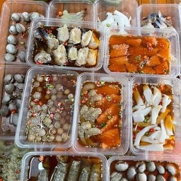 หม่องนี่ ซีฟู๊ด