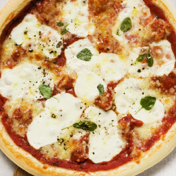 Caprese Pizza