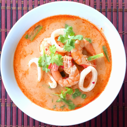 ต้มยำรวมมิตรน้ำข้น