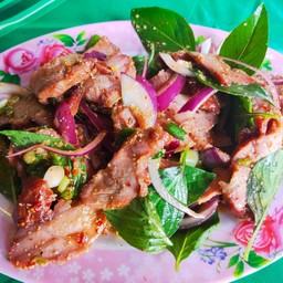 น้ำตกหมู
