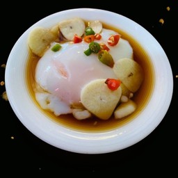 ไข่ออนเซนดองซีอิ้ว